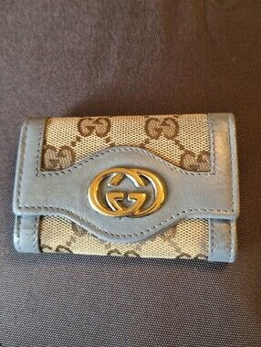 Gucci Beige GG Canvas Key Case with Light Blue Leather Trim